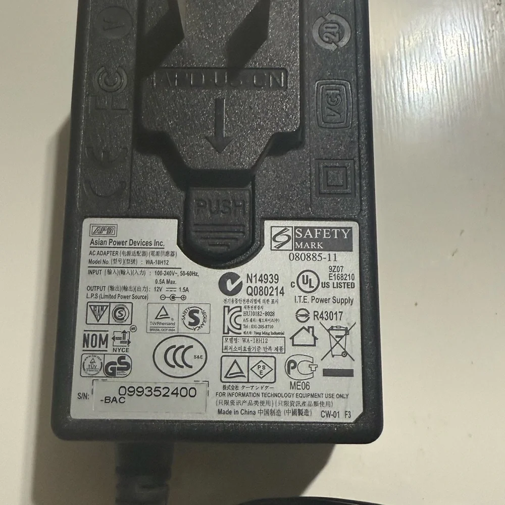 Asian Power Devices AC Adapter 12V Power Supply